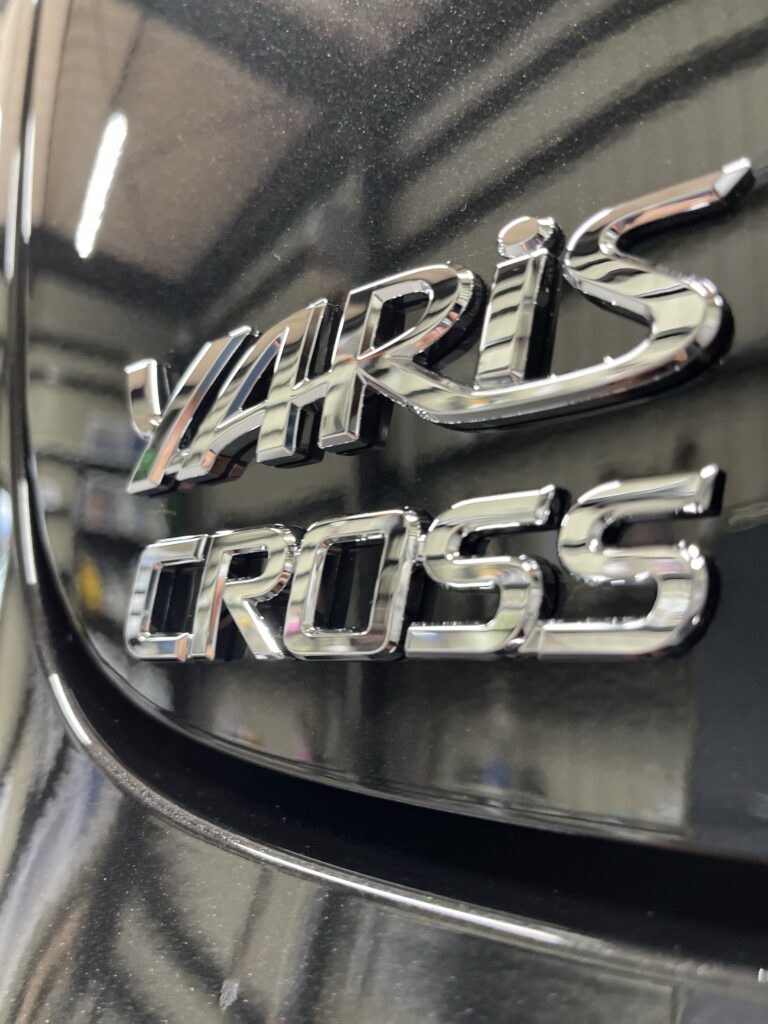 新車YARIS CROSS
