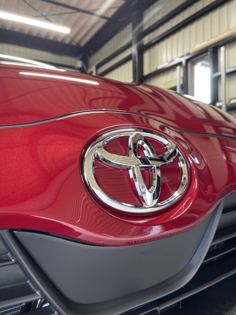 YARIS にセラミックコーティング！！