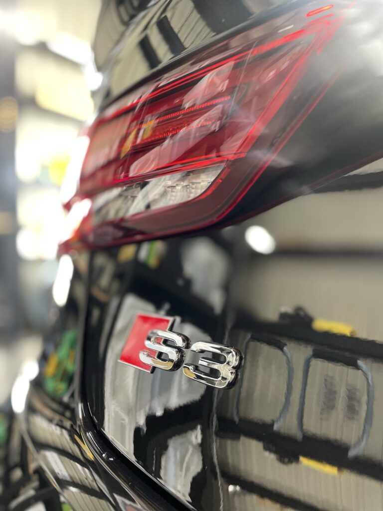 Audi S3セダンにセラミックコーティング！！
