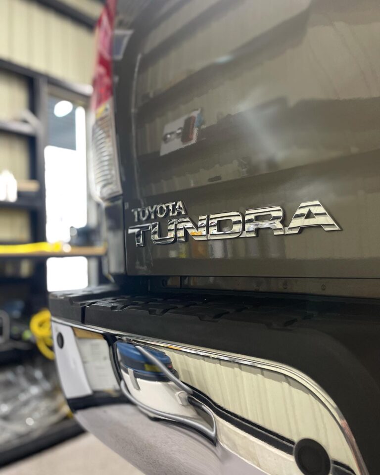 TOYOTA TUNDRA